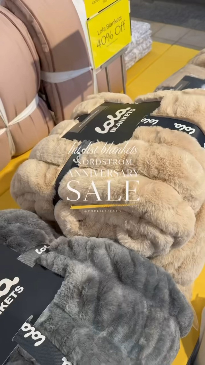 Say what!? Lola👀✨🙋‍♀️The NSale home finds that always make the list 🤎 These blankets are popular for a reason — incredibly cozy, easy to gift, and pieces you’ll enjoy season after season.

#LTKHome #LTKSaleAlert #LTKstorytime