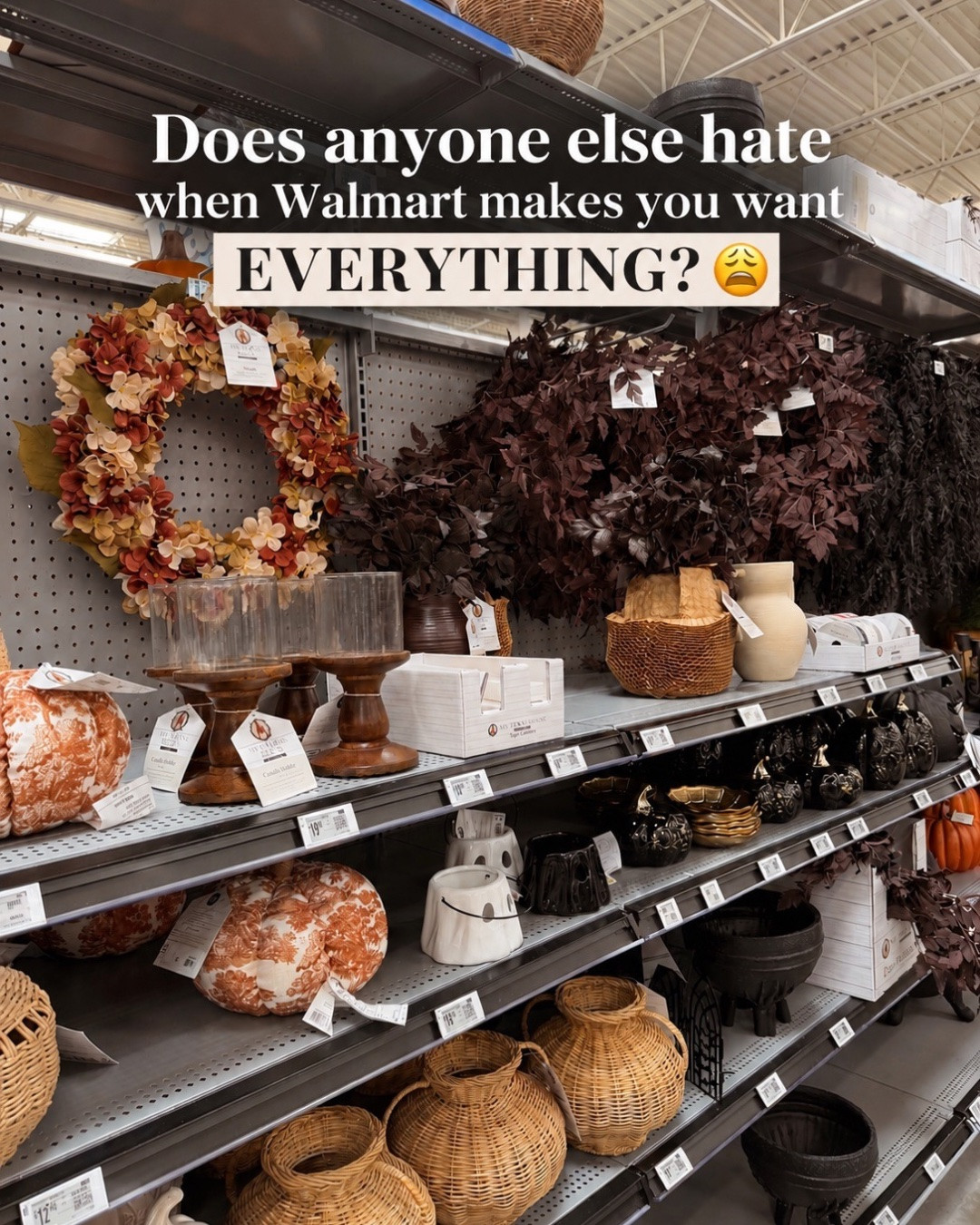 Walmart has the best decor for fall and Halloween 🎃👻