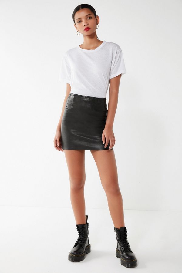 Vintage High-Rise Leather Mini Skirt | Urban Outfitters (US and RoW)