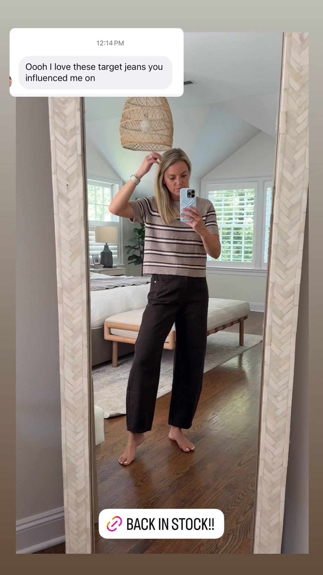 The viral target jeans are back in stock!! The chocolate brown is perfect for fall. I’m 5’5 wearing a 4R. I’m usually a 2/26 // small top
