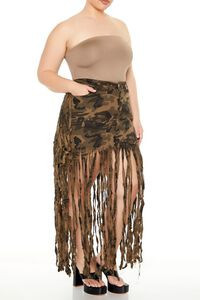 Plus Size Frayed Fringe Camo Skirt | Forever 21