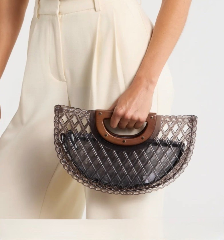 Solandra Jelly Clutch
Dolce Vita

A nostalgic jelly exterior and half-moon profile distinguish a trend-savvy clutch featuring a removable mesh pouch for easy organization while on the go.

#LTKSeasonal #LTKTravel #LTKWorkwear