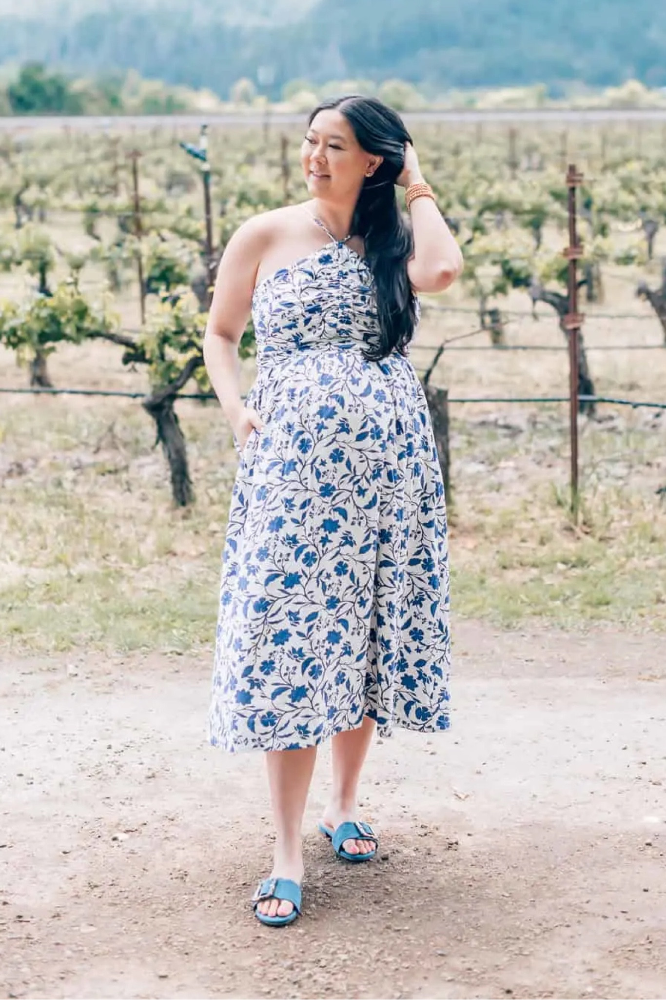 For $36 this dress from Walmart is a steal! It’s not maternity but I sized up for the bump and it fit great thanks to the stretchy back. 

Maternity style, maternity dress, maternity outfit, style the bump, dress the bump, pregnancy style, pregnancy outfit 

#LTKstyletip #LTKbump #LTKfindsunder50