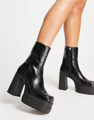ASOS DESIGN – East – Plateaustiefel in Schwarz mit hohem Absatz | ASOS (Global)