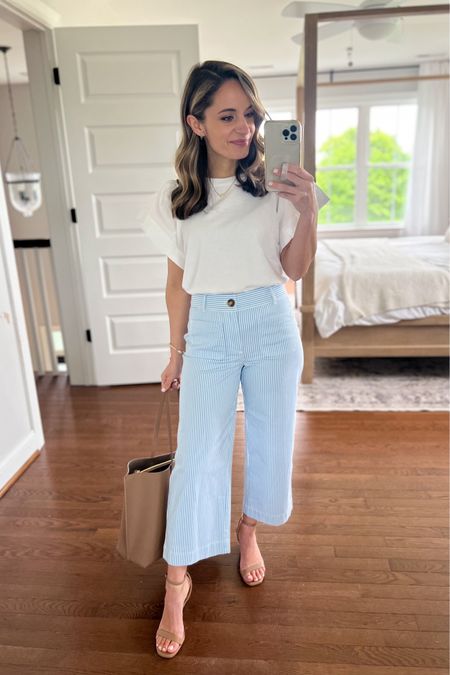 A tucked in top with sleeve detail looks great with these pants as well! I’m always drawn to white but you can go with navy, red, taupe and olive to name a few with this color combination. 

Top: petite xs 
Pants: petite 00 (size down, they stretch with wear) 
Shoes: tts 

#LTKSeasonal #LTKstyletip