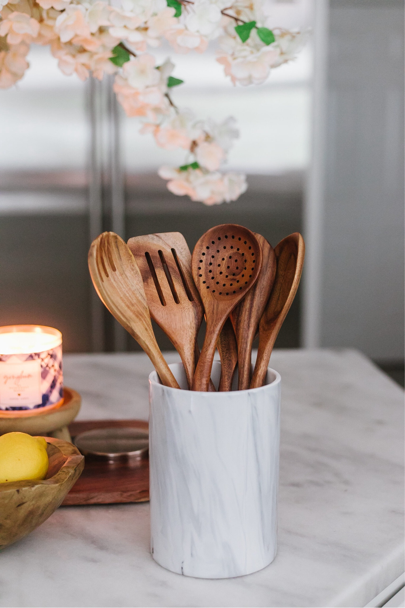 Kitchen Essentials 🌿

kitchen essentials // kitchen decor // kitchen must haves // home finds // home essentials // aesthetic home finds

#LTKFindsUnder50 #LTKHome #LTKFindsUnder100