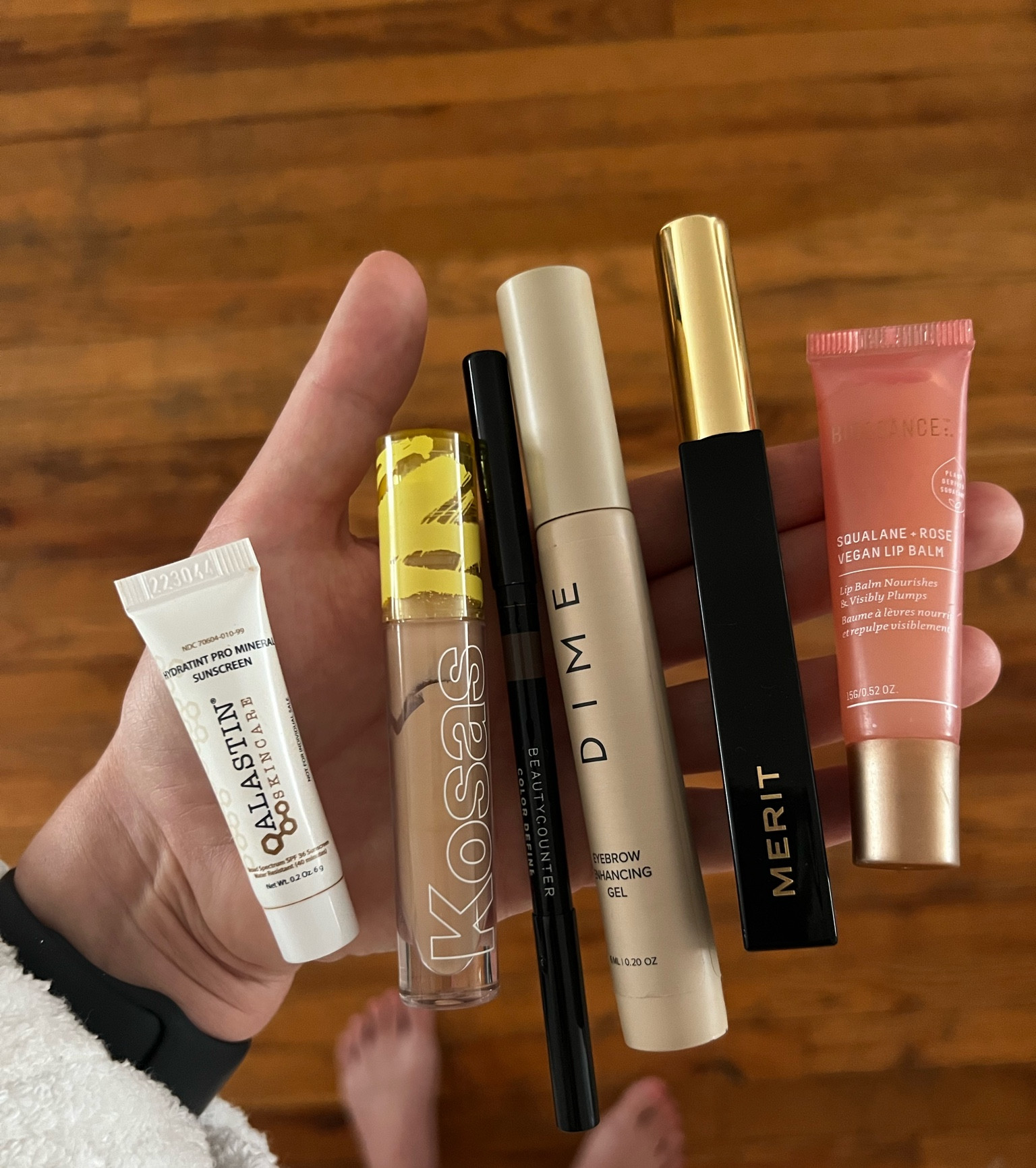 daily makeup look, clean makeup, clean makeup routine, easy makeup, simple makeup, 5 minute makeup routine

#LTKbeauty #LTKxNSale #LTKunder50