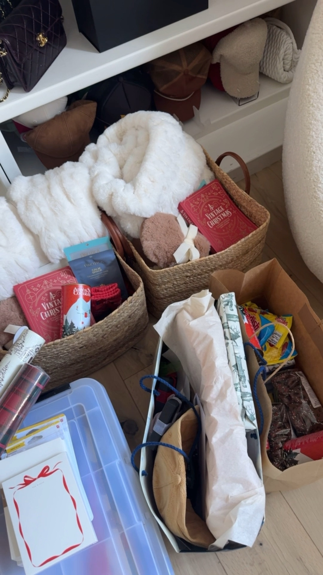 Burr basket for a holiday teacher gift!! Cozy for winter!

#LTKHoliday #LTKHome #LTKGiftGuide