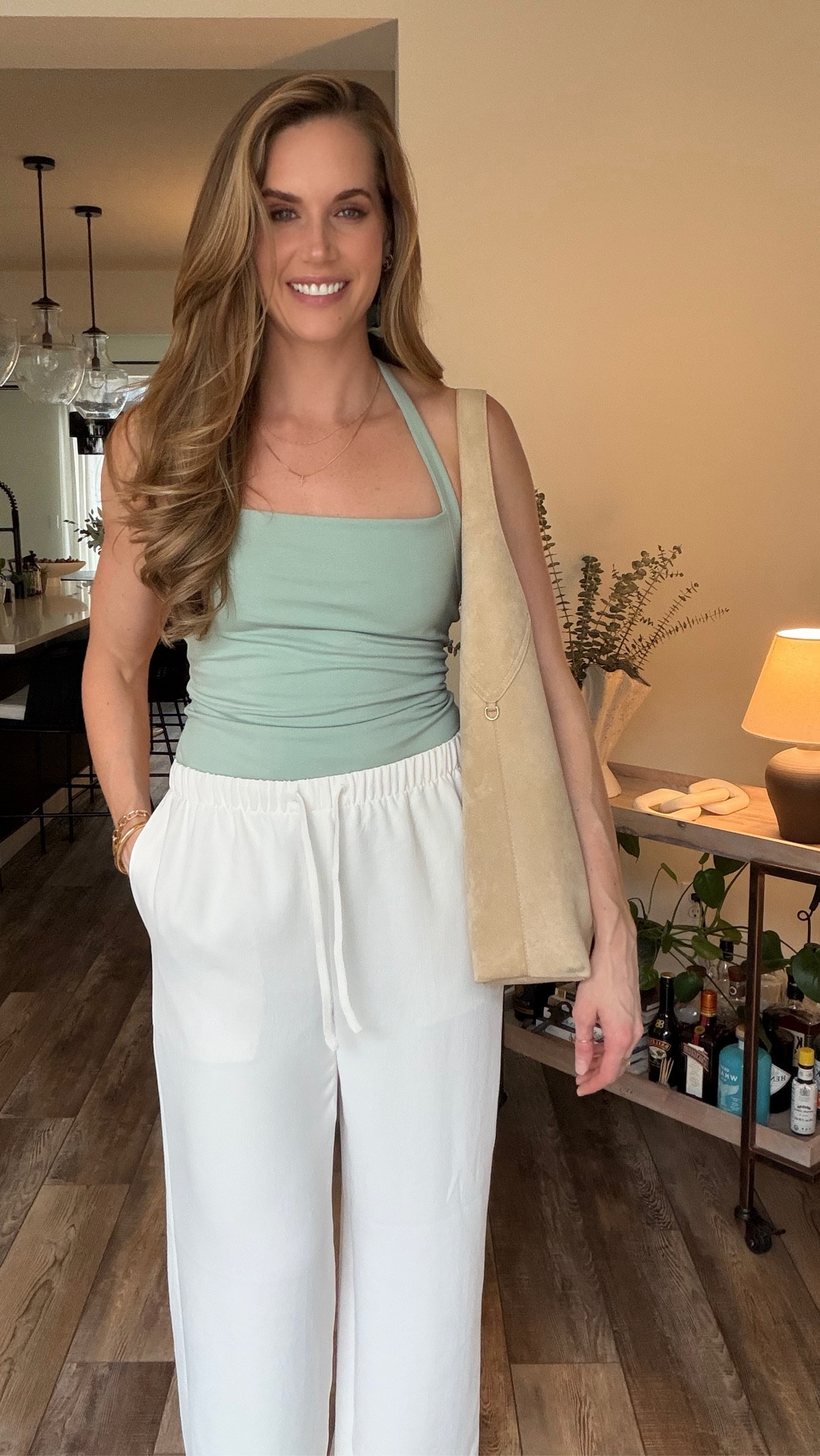 The viral pant now comes in tall 🙌🏼 

Tank: Wearing size L (size up!)
Pants: wearing size M tall
Sandals: wearing size 11

#LTKMidsize #LTKTall