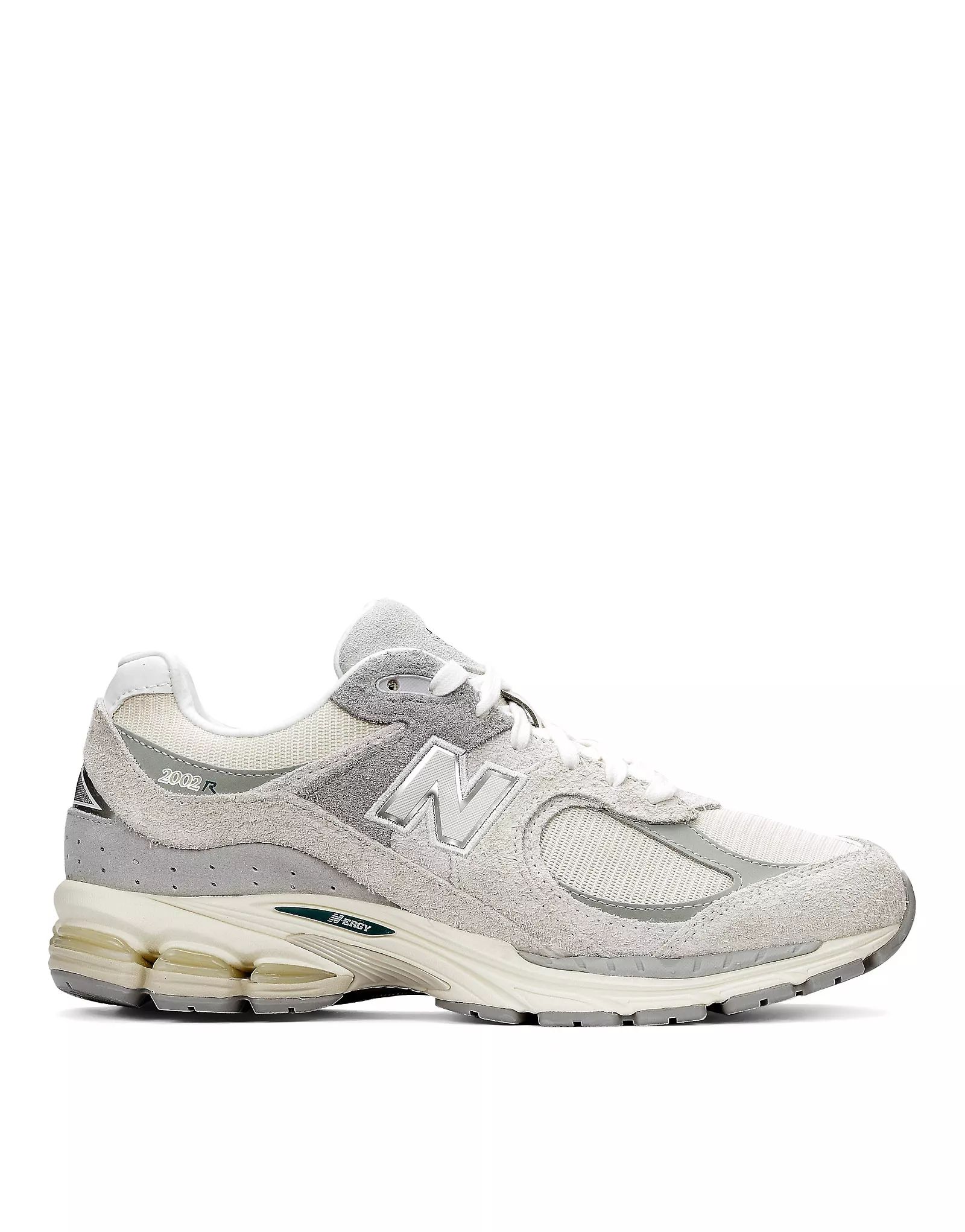New Balance 2002 trainers in off white and grey | ASOS (Global)