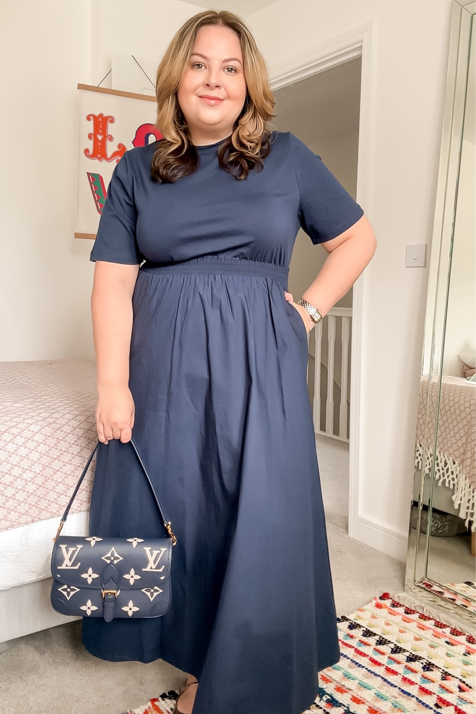 Navy midaxi dress 

Old money style, old money outfit, blue dress, navy dress, midsize outfit, midsize style, autumn dress, autumn outfit inspo 

#LTKautumn #LTKmidsize #LTKcurves