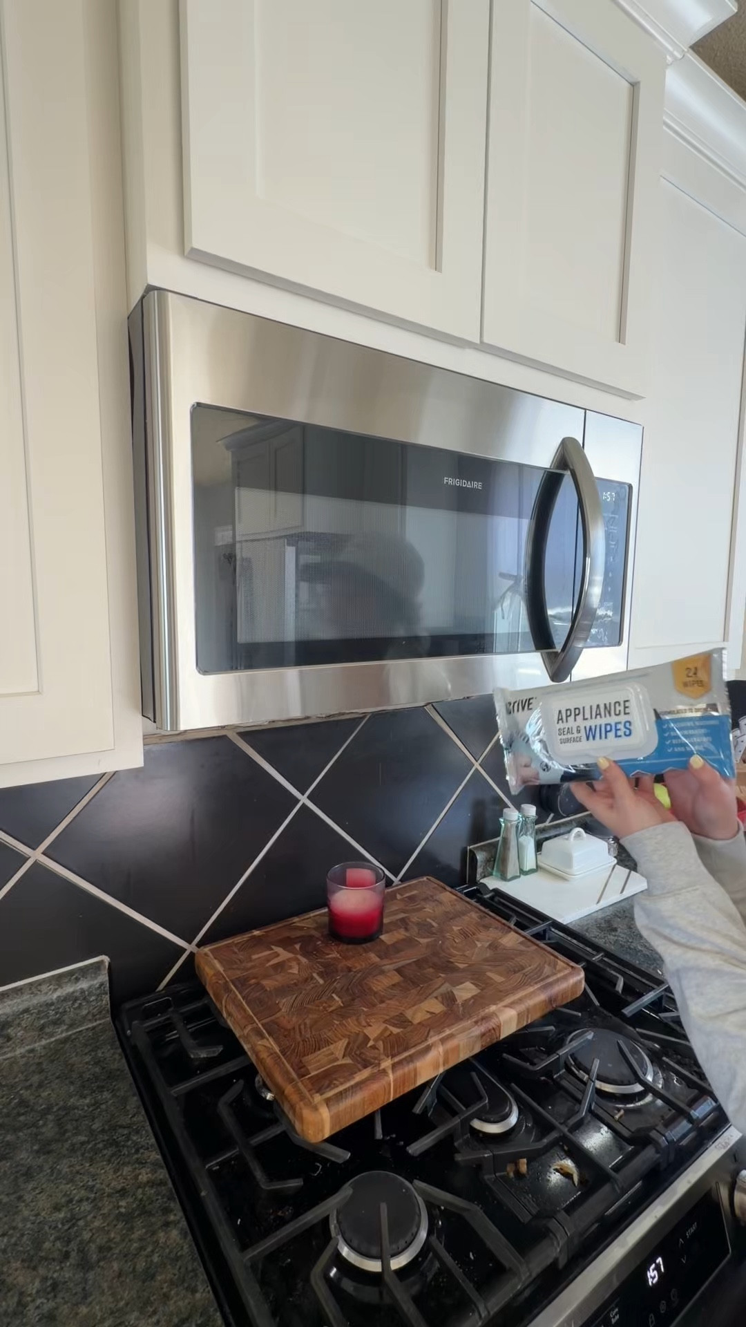 One easy swipe cleans up every fingerprint + unsightly grease splatter 

#LTKHome #LTKselfcare #LTKmomlife