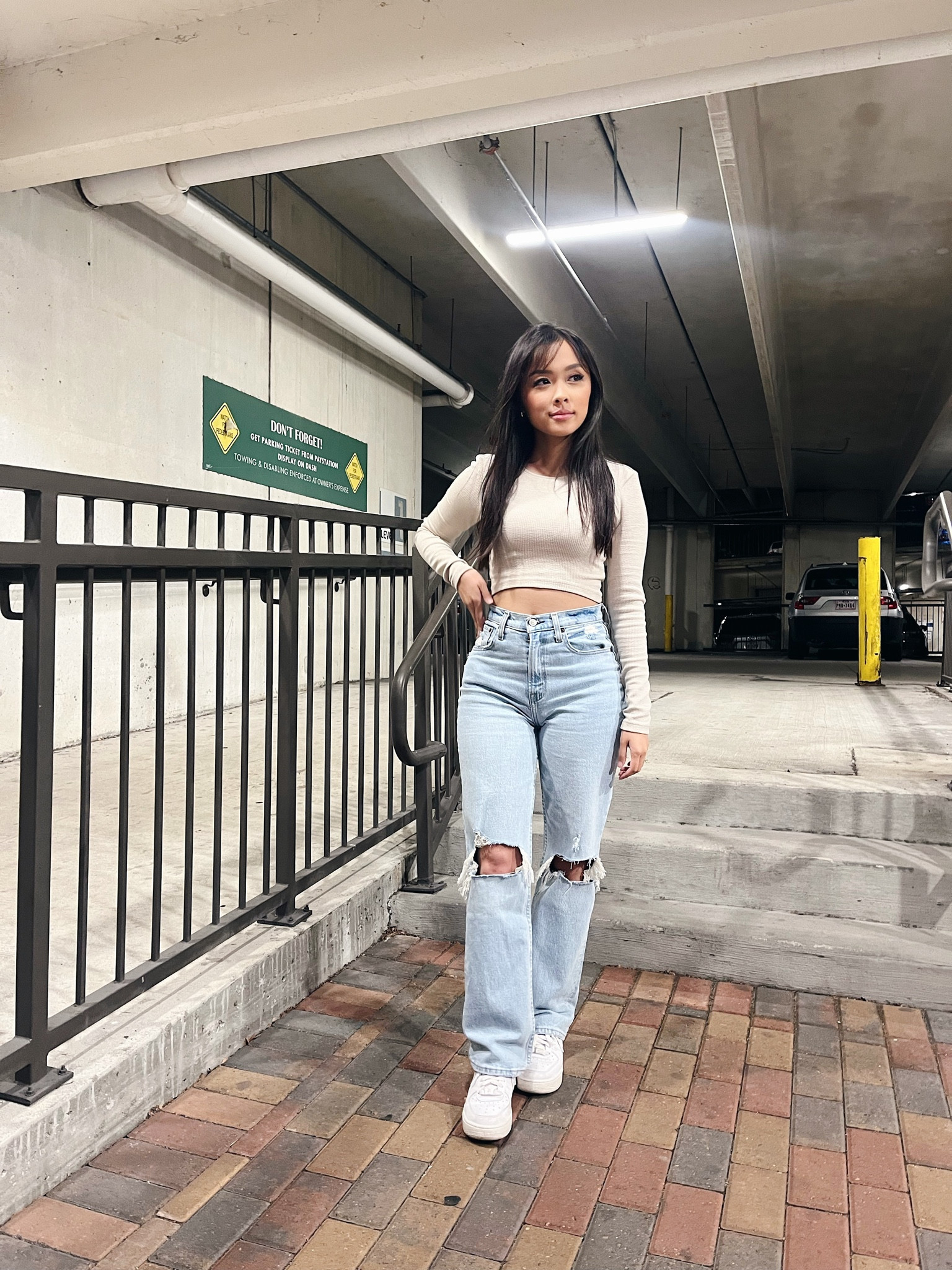 🤍✨ everything at @abercrombie is still on sale for 30% off and an extra 15% off with the code AFAMIE! Abercrombie jeans are still my favveee 

#LTKsalealert #LTKunder100