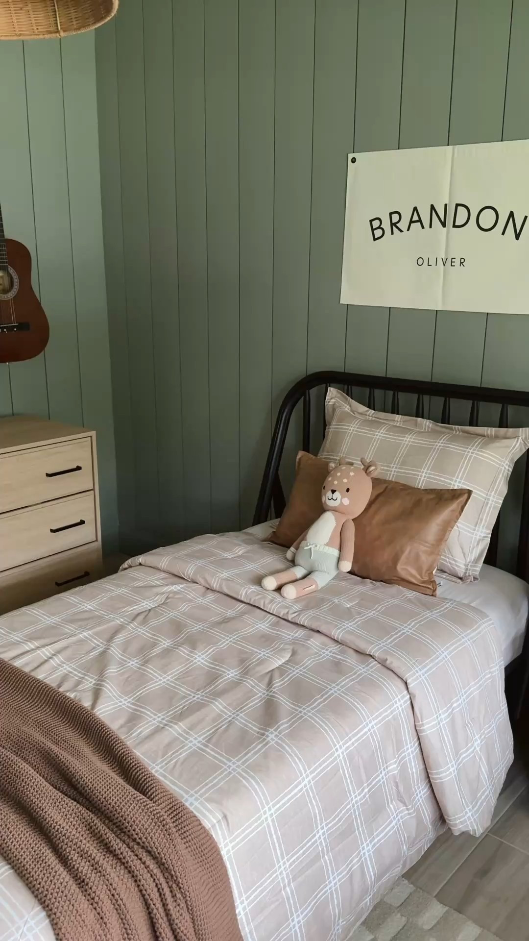 Prepping my son’s room for the Holidays & first up was a much needed bedding refresh with this gorgeous plaid bedding set from The  @HomeDepot. This 5 pc set is under $40 & comes in other colors & sizes. Save up to 35% off Select Furniture, Decor, & Rugs + Also linking his new pillow & my fav sheet sets for the kids 🤎✨🌲


#HolidayYourWay #TheHomeDepot #TheHomeDepotPartner #plaidbedding #kidsbedding #boysroom #kidsroom #homedecor #bedding 


#LTKFamily #LTKKids #LTKHome