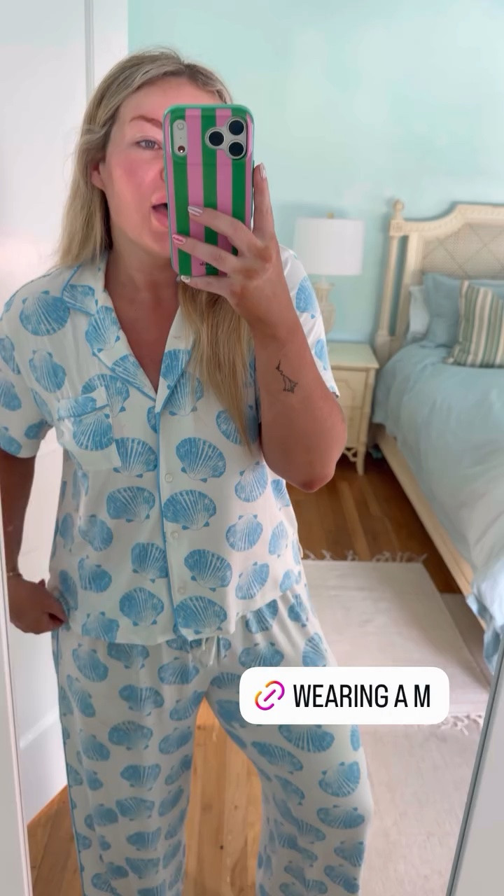 How cute are my comfy new PJs?! ￼

#LTKSeasonal #LTKMidsize