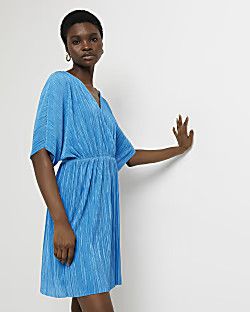 Blue plisse short sleeve mini wrap dress | River Island (US)