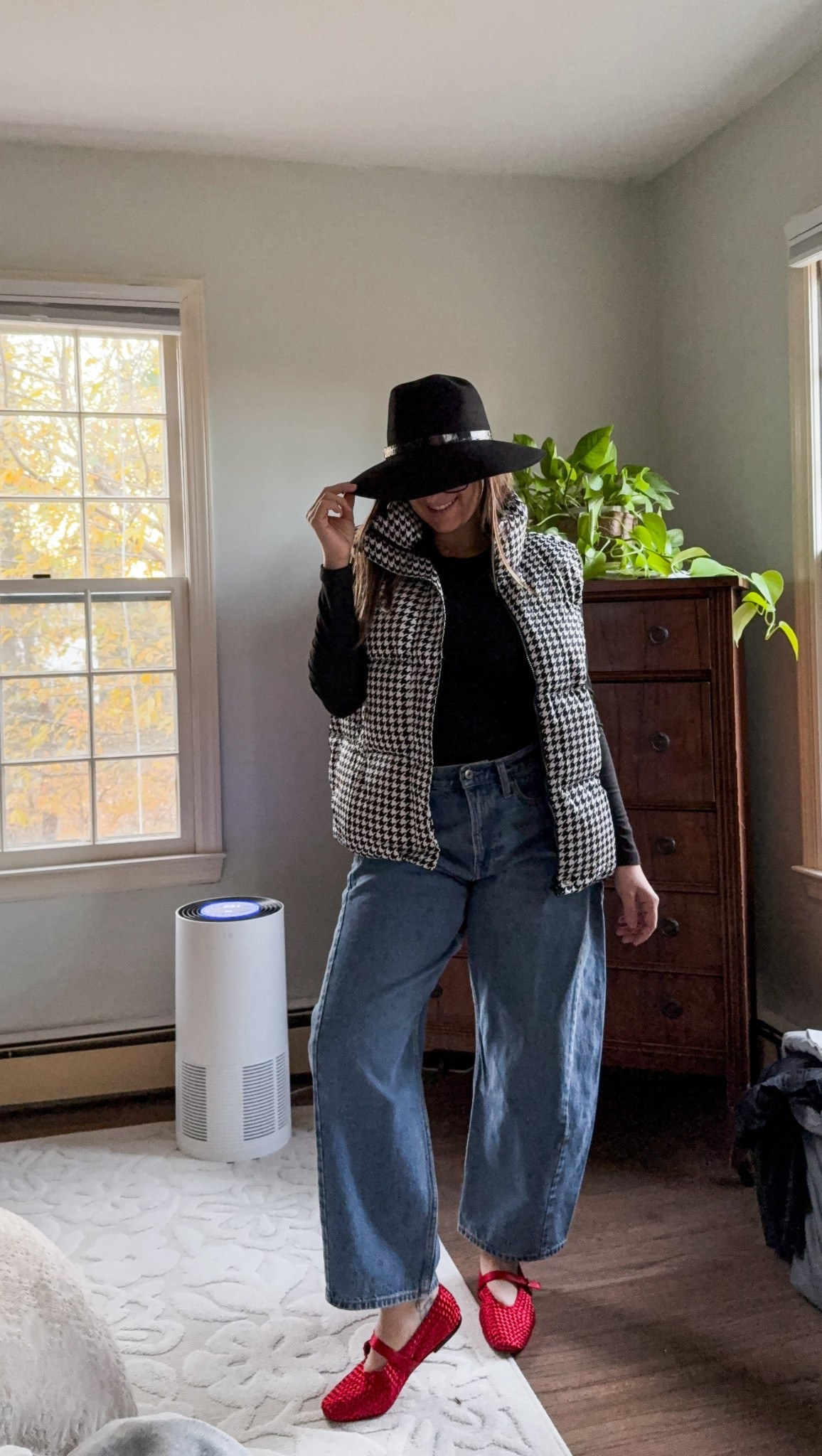 The next few days I will be sharing some postpartum looks that I’ve been wearing 1 month out! And here is day 1!
-
Shop the look here:
-


#LTKmomlife #LTKFindsUnder100 #LTKgrwm