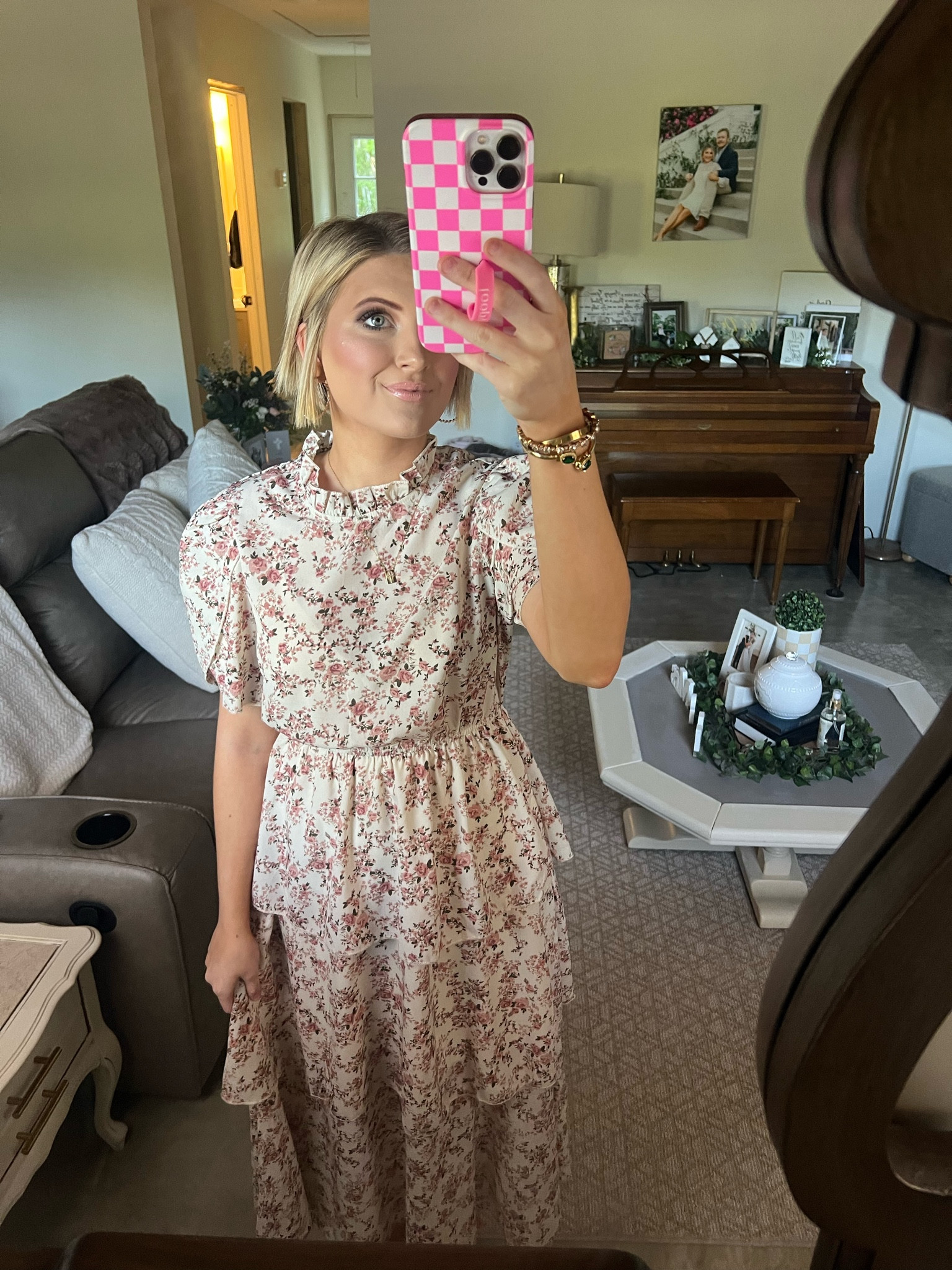 The cutest wedding guest dress! Wearing a medium 