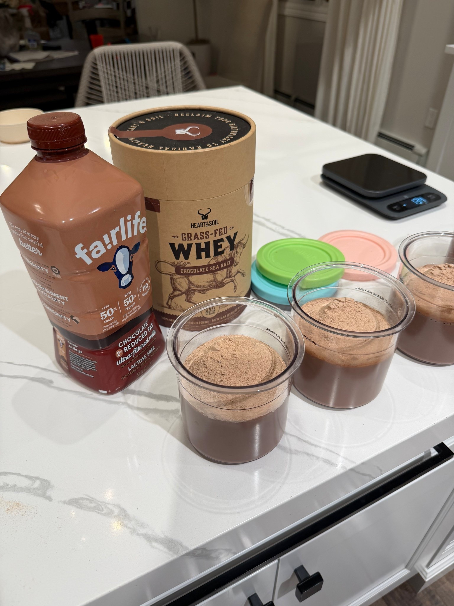 Prepping my icecream 

Protein ice cream
Gift idea 
Gift for her
Gift for him 
