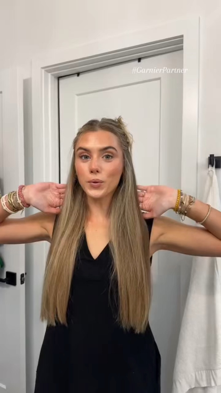 Garnier Fructis Diamond Sleek Hair Shine Spray, Frizz Control and Heat Protectant for Frizzy, Dry Hair, Formulated with Vegan Keratin Smoothing Complex and Argan Oil

#LTKBeauty #LTKFindsUnder50 #LTKgrwm