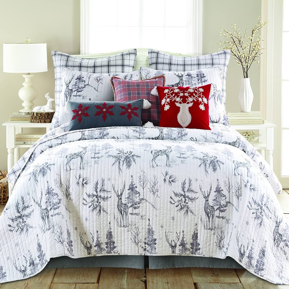 Levtex Home - Sleigh Bells Quilt - Full/Queen Holiday Quilt 88x92 - Christmas Tree and Reindeer -... | Amazon (US)