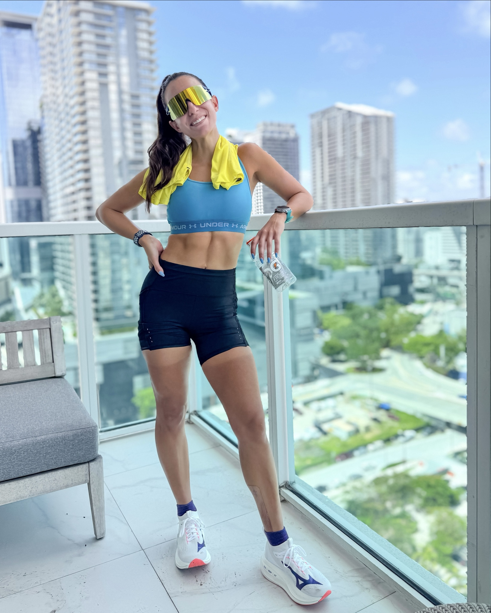 Long run look 💛🩵🖤
Newest addition are the Mizuno Neo Vista 2 — super springy and comfy! 

#LTKSummerEdit #LTKSaleAlert #LTKActive