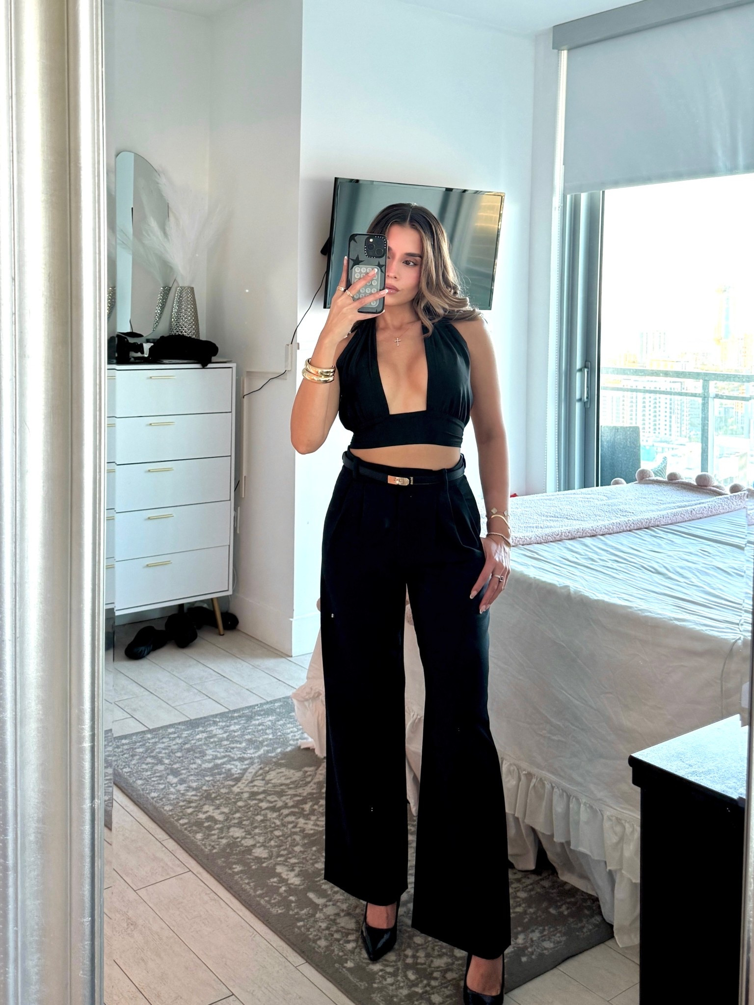 the BEST trousers 
wearing size 25 short
for reference i’m 5’1”

#LTKStyleTip #LTKPetite #LTKFindsUnder100