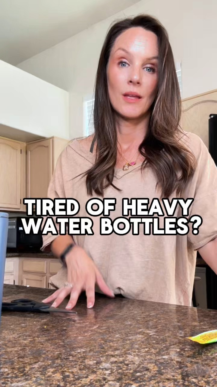 The 20oz HydroJug is just the right size. Keeps drinks cold, has a grippy base, and doesn’t feel like a chore to carry. I’ve been using it every day.
@HydroJug #hydrojug #watertumbler #waterbottle

#LTKmomlife #LTKfitnessgoals #LTKOver40