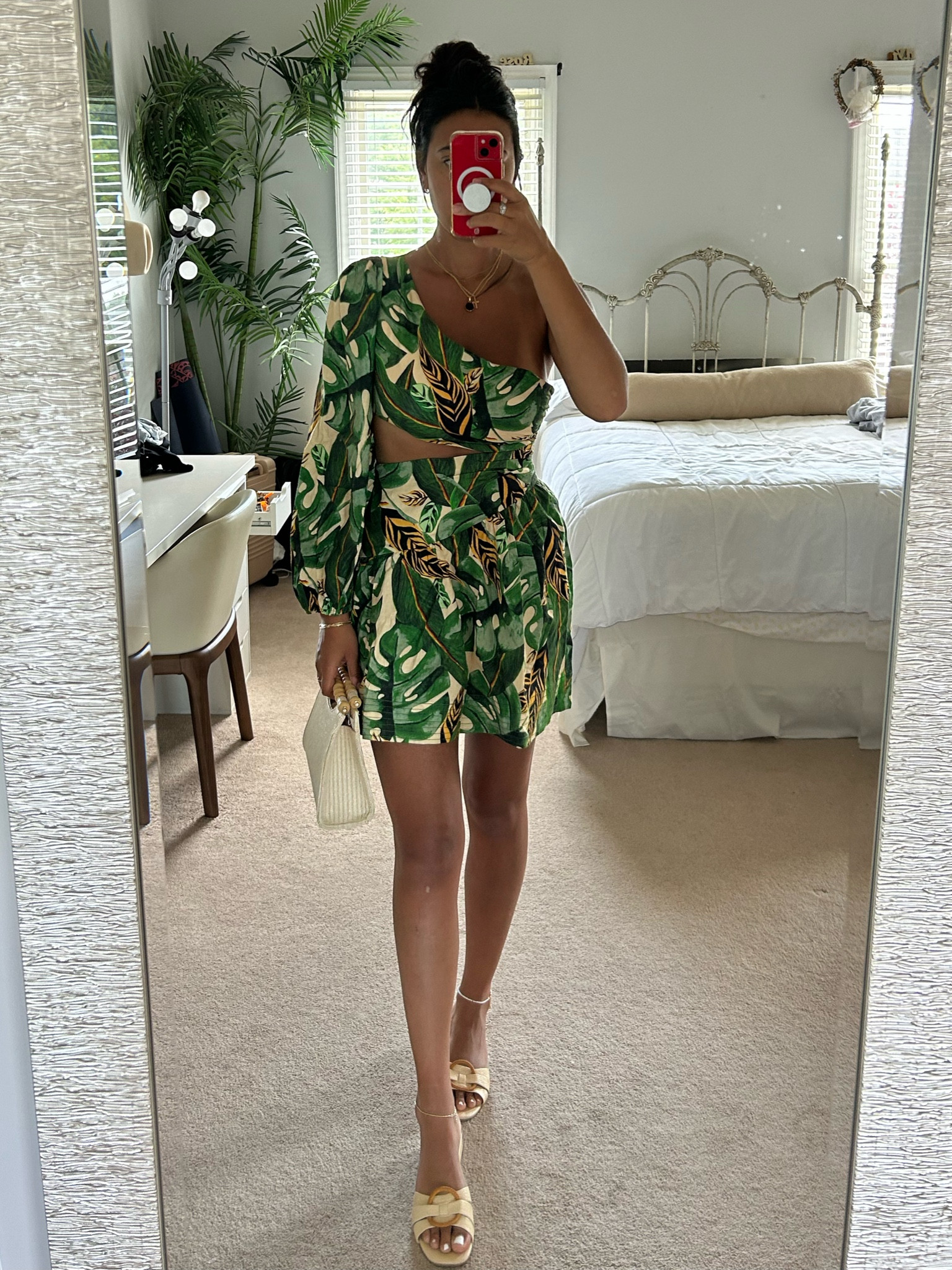 farm rio green leaves dress FARM Rio Green Striped 3d Monstera Leaf Euroflax Premium Linen Midi Dress, Green / XXS main image 0