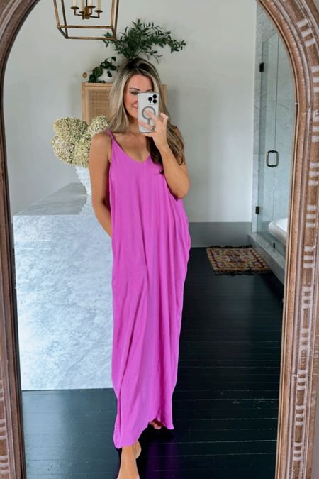 Can I wear this dress EVERY SINGLE DAY?!? Comes in SIX COLORS! Use my code: SPRINGLTK30 for 30% off in app! 

#LTKsalealert #LTKfindsunder50 #LTKSpringSale