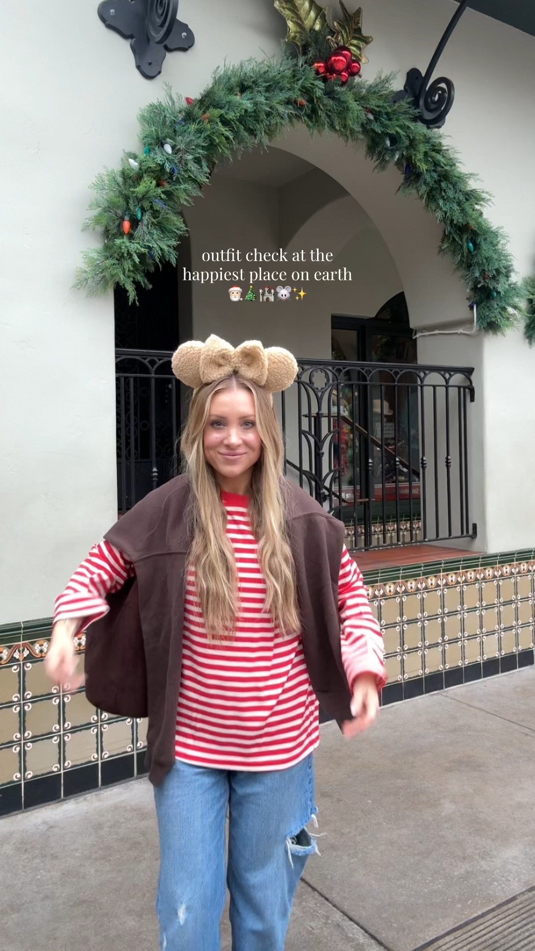 Holiday Disney Outfit 🎅🏻🎄🐭✨

#LTKHoliday #LTKSaleAlert #LTKPetite