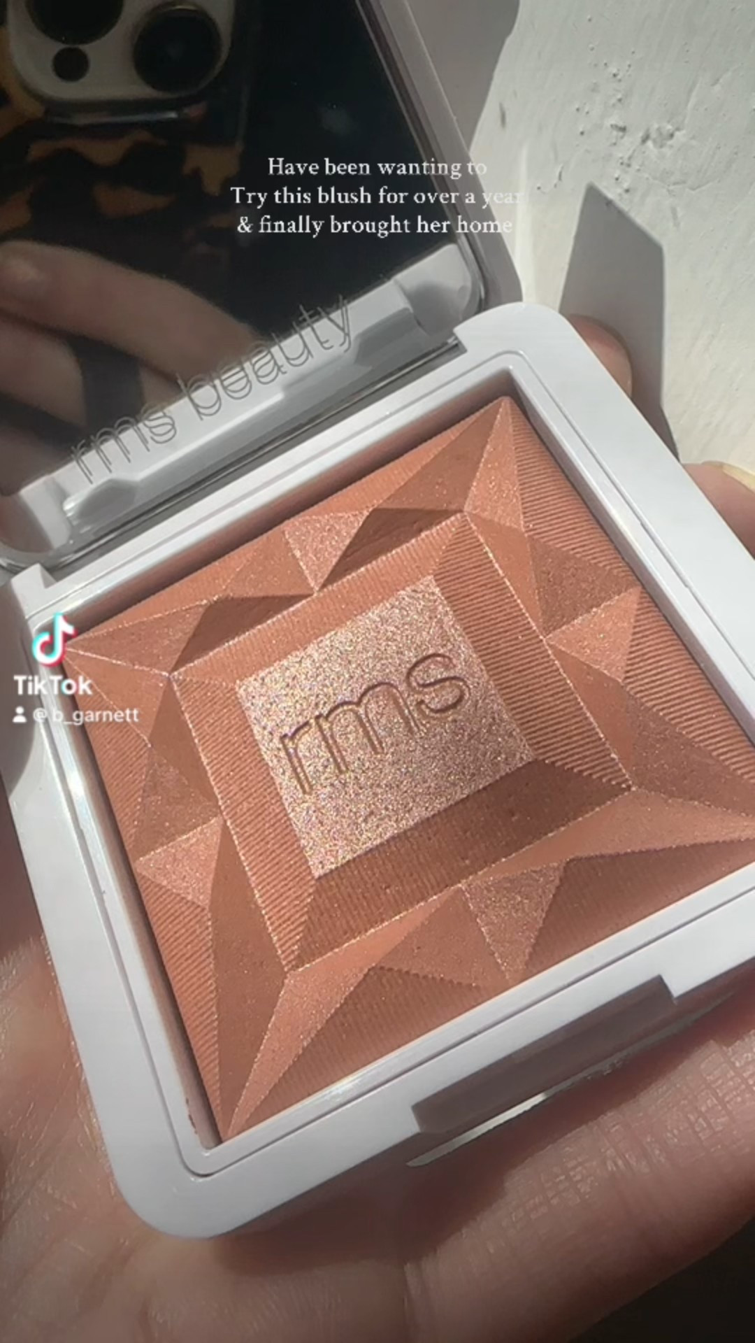 Just the prettiest flush of peachy shimmer 

Summer blush | peach blush | coral blush | blush | RMS Beauty blush #LTKWatchNow

#LTKBeauty #LTKFindsUnder50