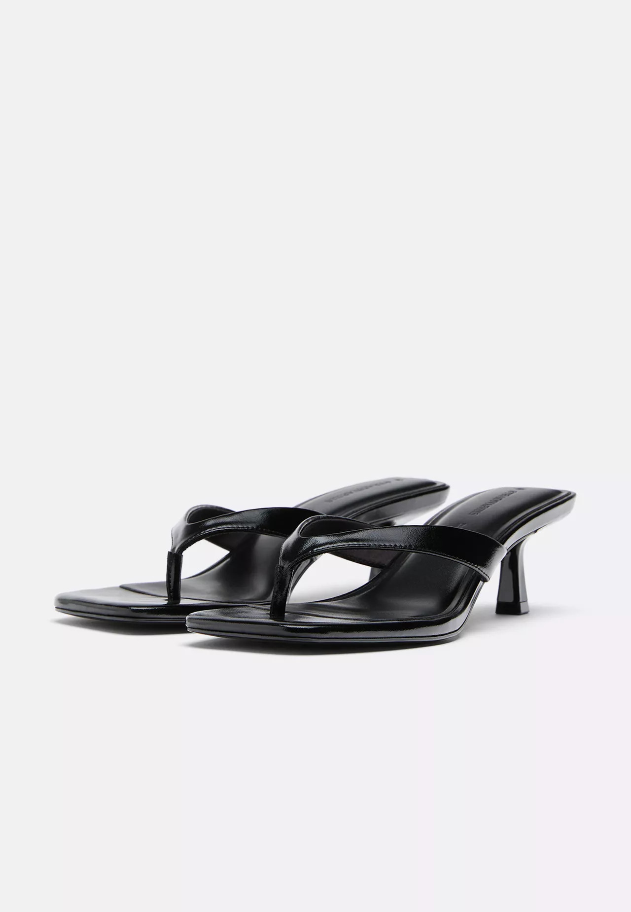 Thong heeled sandals - Women's fashion | Stradivarius United Kingdom | Stradivarius (UK)