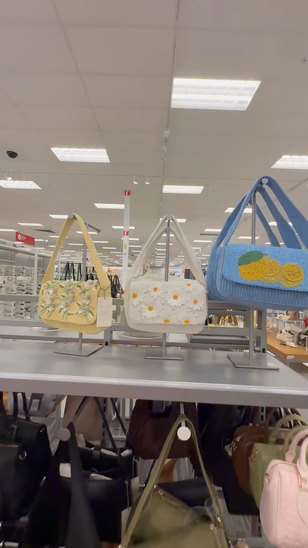 Love these handbags for spring/summer!!