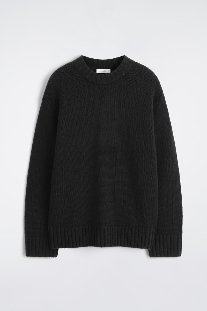 Chunky Pure Cashmere Crew-Neck Sweater | COS (US)