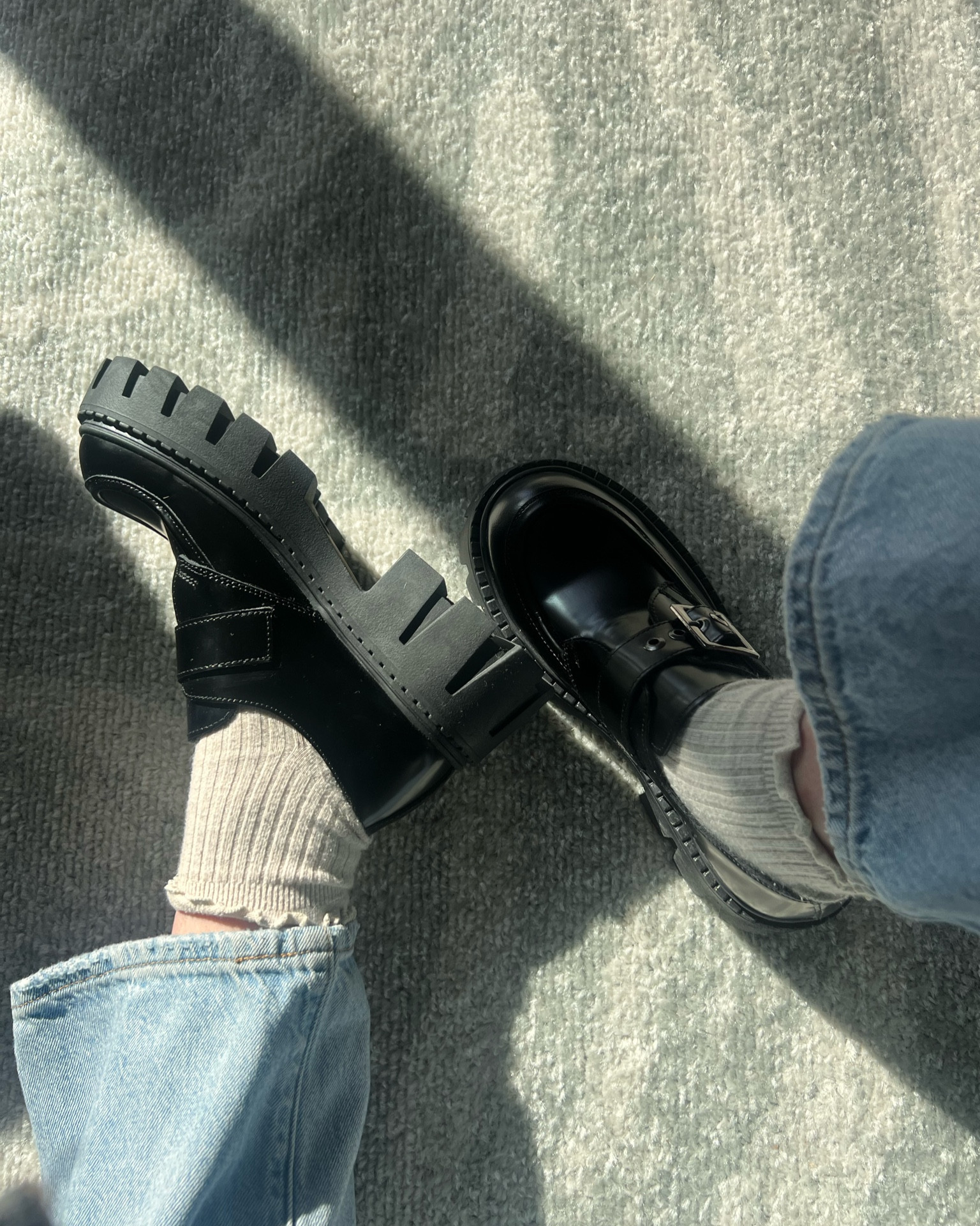 SHOES: 50% OFF on REVOLVE // Steve Madden Henna Loafer in Black // $55

#LTKSpringSale #LTKshoecrush #LTKsalealert