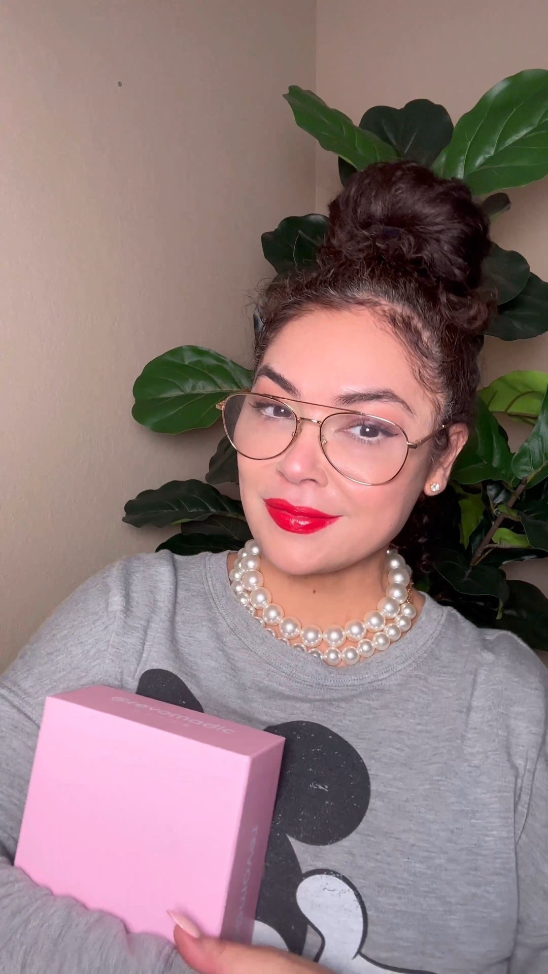 If you’re looking for a well-priced,
good quality Face & Neck device that helps work tightening, brightening, and soothes at the same time then look no further 😉❤️

#LTKOver40 #LTKselfcare #LTKBeauty