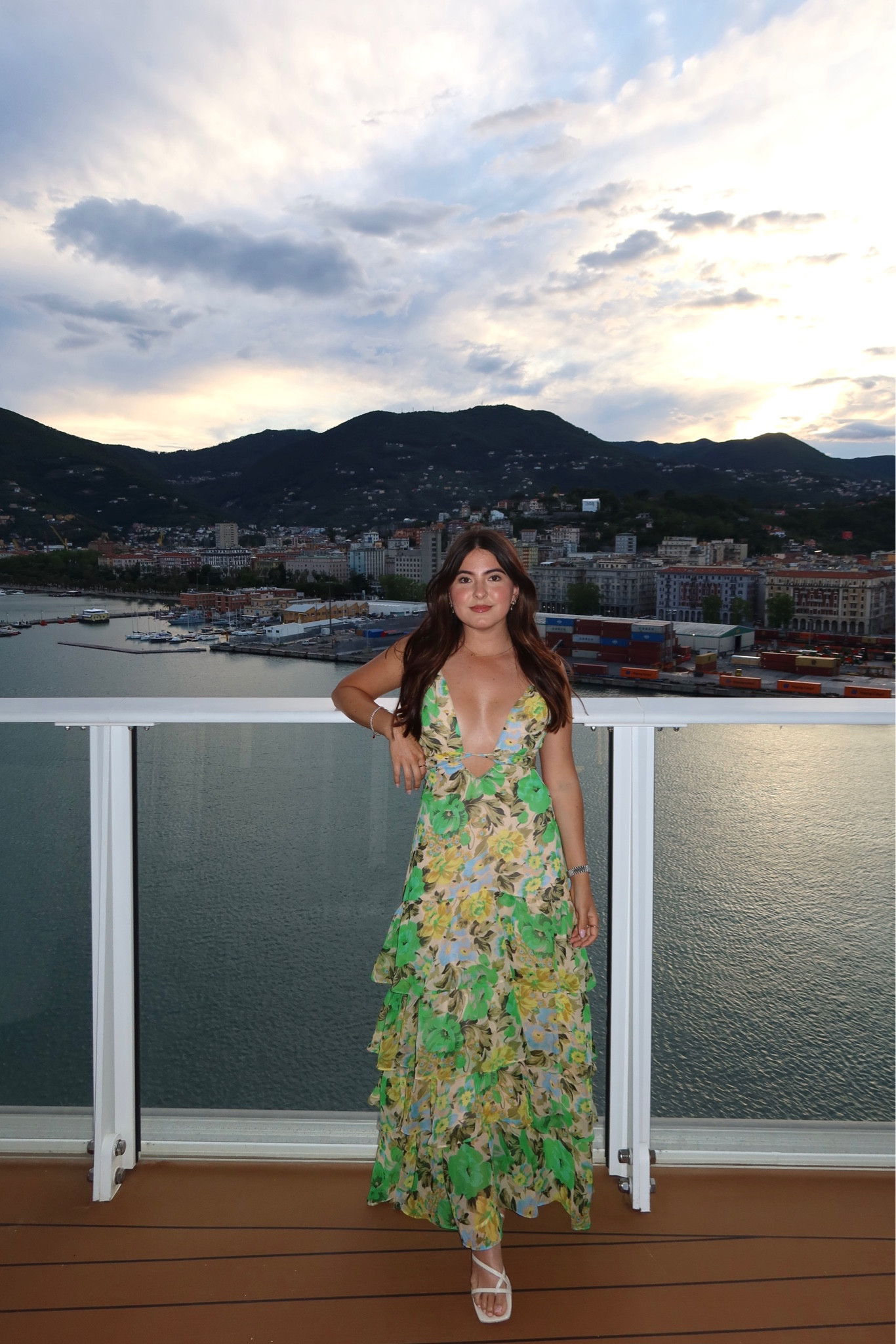 this dress from revolve is so stunning and flattering ✨🫰🏼 I am a size 4-6 and I am wearing a Medium. Fits perfectly. #revolve #revolvearoundtheworld

#LTKSeasonal #LTKwedding #LTKtravel