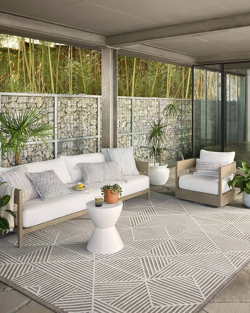 Loloi II Rainier Collection RAI-03 Natural/Ivory, Indoor/Outdoor 5'-3" x 7'-7" Area Rug, Beige/Iv... | Amazon (US)