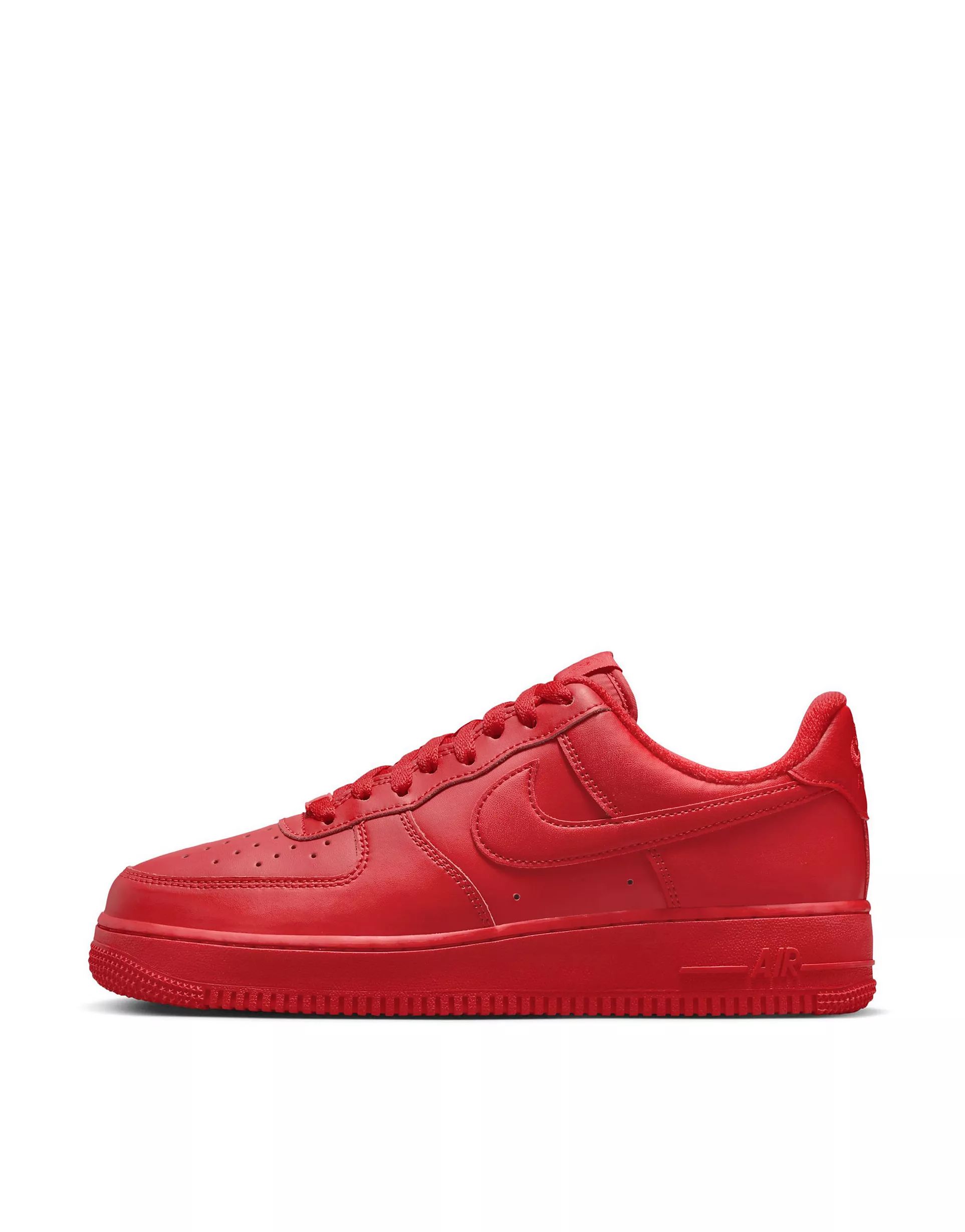 Nike Air Force 1 '07 sneakers in red | ASOS (Global)