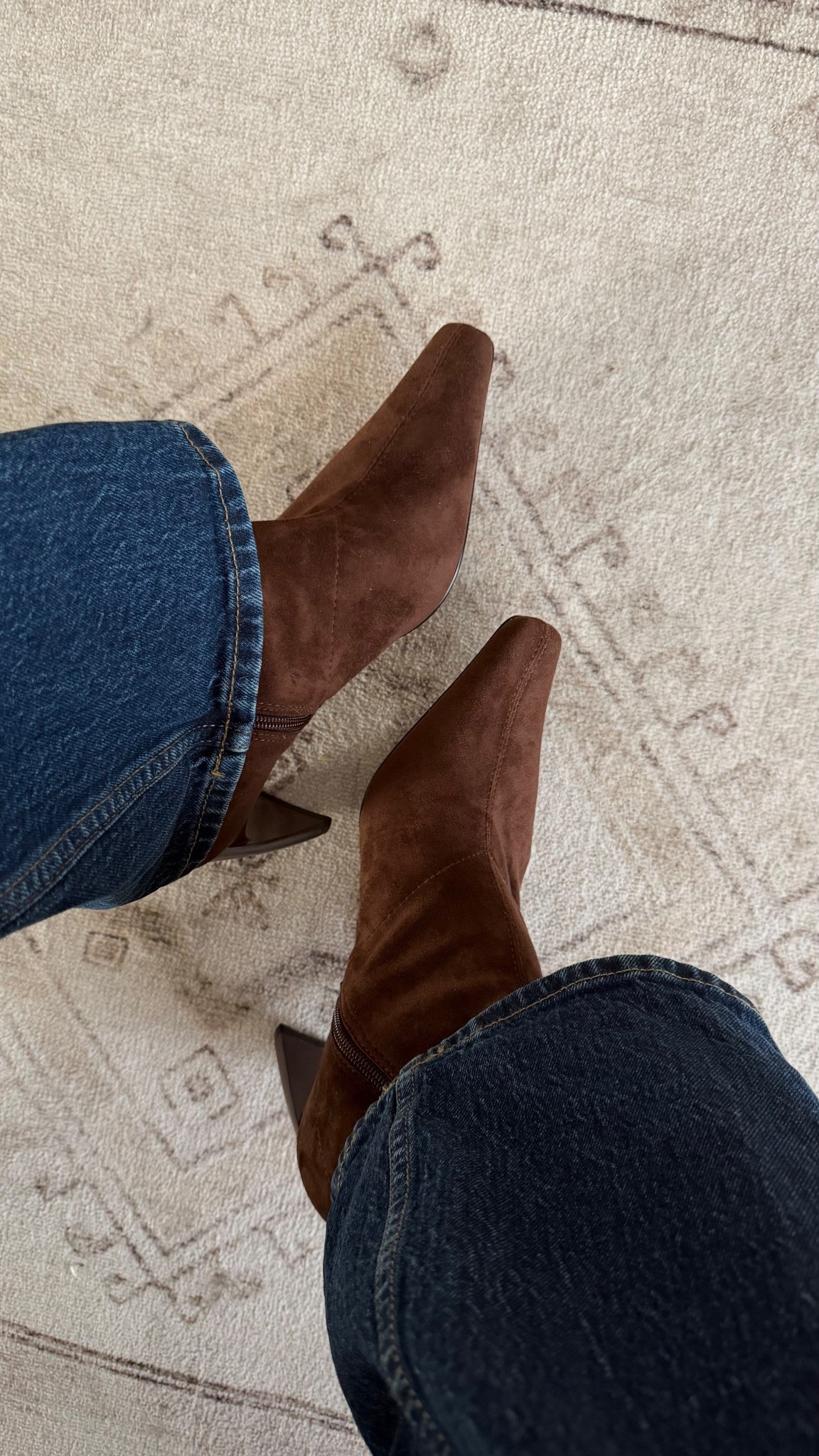 Cute boot heels! Sized up half size 

#LTKgrwm #LTKSeasonal #LTKootd