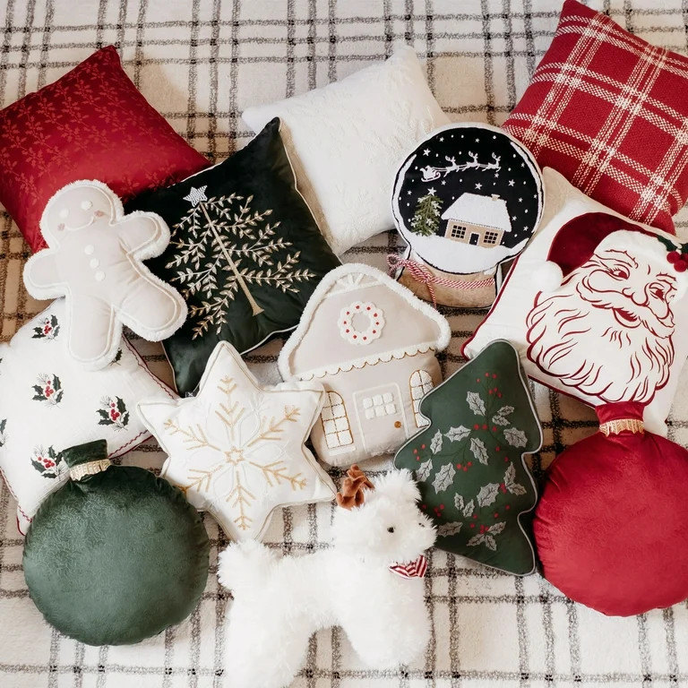 My Texas House Ava 16" Red Embossed Velvet Ornament Round Decorative Pillow | Walmart (US)