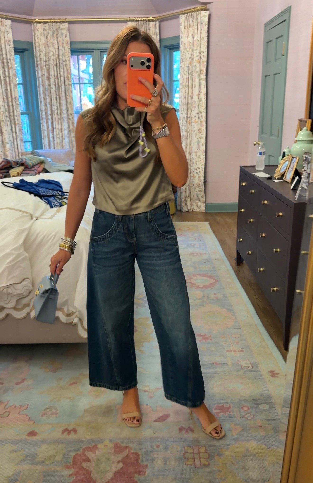 Fall girls night dinner outfit inspo! Wearing xs petite top & 26p jeans