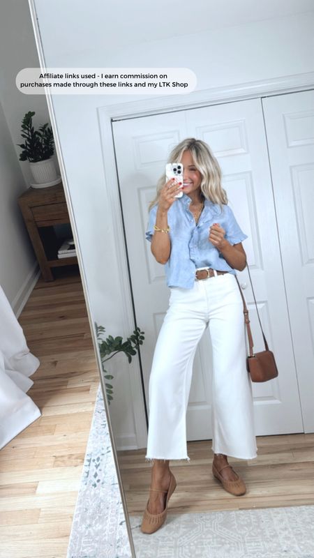 Casual summer outfit
White cropped wide leg jeans outfit 