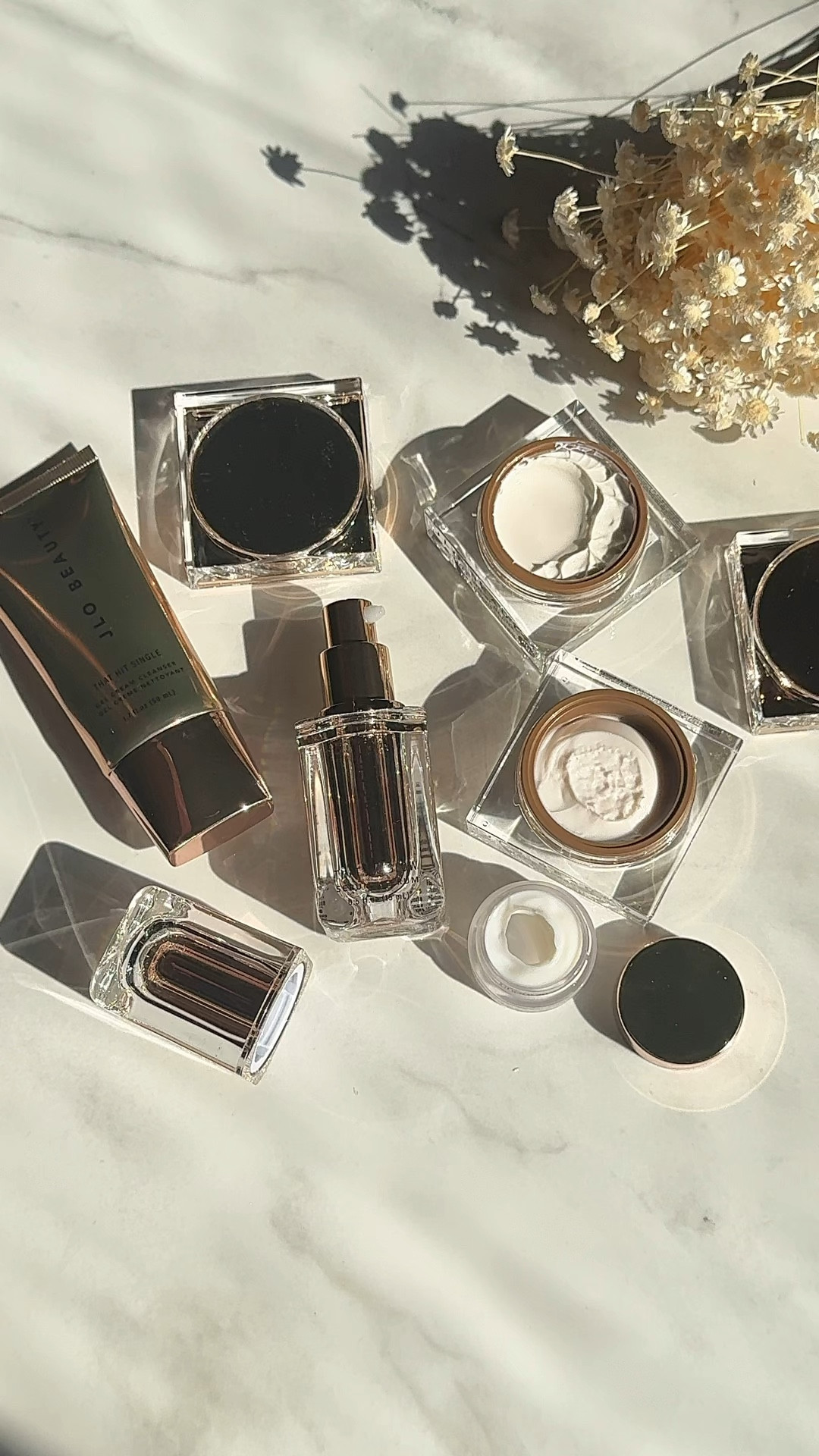 Glow like JLo without breaking the bank! ✨ Get the ultimate radiance with the JLo Beauty 5-Piece Deluxe Kit for under $70. Featuring That Hit Single® Cleanser, That JLo Glow™ Serum, That Blockbuster™ Hydrating Cream, That Big Screen® SPF 30 Moisturizer, and That Fresh Take® Eye Cream. Perfect skin is just a kit away! 🌟
 #JLoBeauty #SkincareRoutine #GlowUp"

#LTKBeauty #LTKStyleTip #LTKSaleAlert