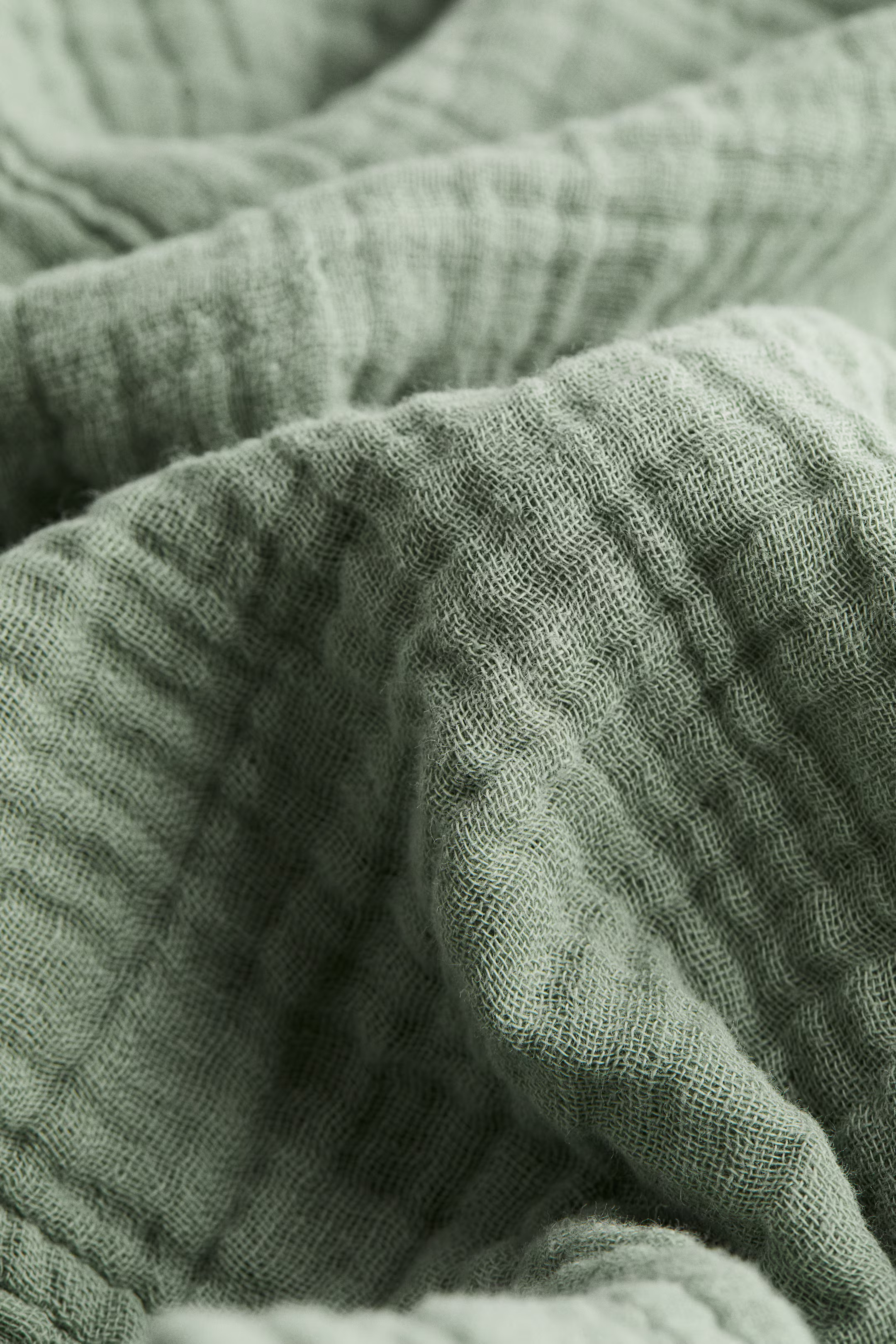 Muslin dressing gown | H&M (UK, MY, IN, SG, PH, TW, HK)