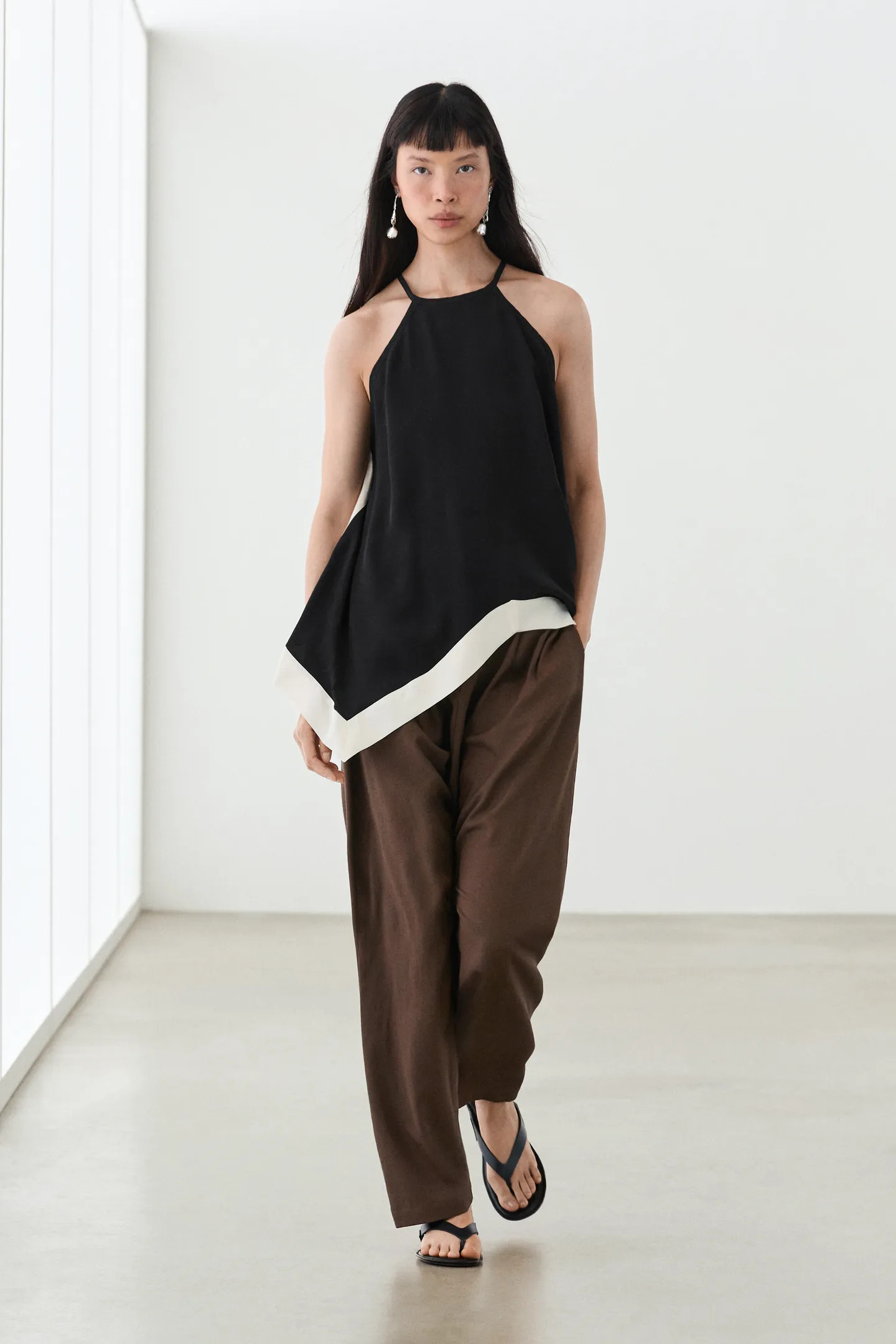 Long contrast halter top | Massimo Dutti UK