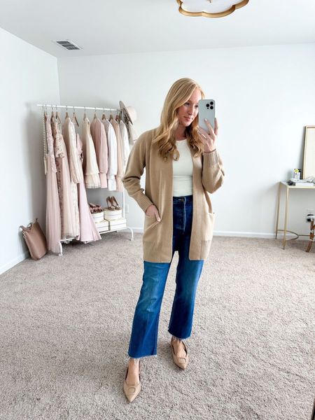 Casual fall outfit idea from Nordstrom. I love this long open front cardigan and distressed hem jeans. 

#LTKSeasonal #LTKworkwear #LTKstyletip