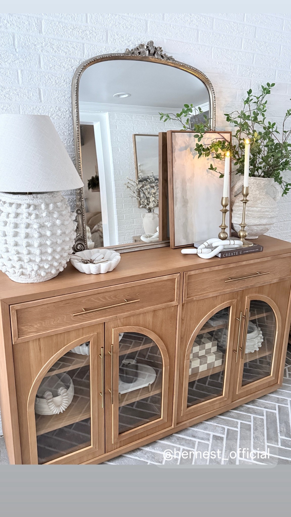 Entryway table makeover

#LTKSeasonal #LTKHome #LTKSaleAlert