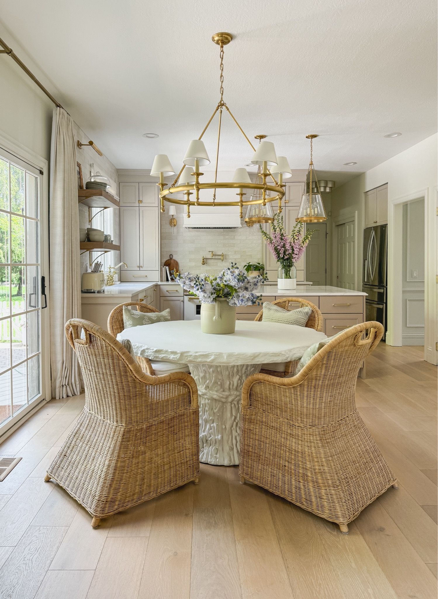 Paint colors
Island: SW Utterly Beige
Perimeter: SW Realist Beige
Walls: SW Greek Villa

Grout: Mapei Frost
Tile is in the color “white”

Roman shade is the coastal Roman shade from Select Blind with motorization in the color White Linen.

Kitchen decor, home decor, floating shelves, pottery barn, spring decor, Zellige tile, quartz countertops, kitchen backsplash, dishes, Target studio McGee, world market


#LTKstyletip #LTKhome #LTKsalealert